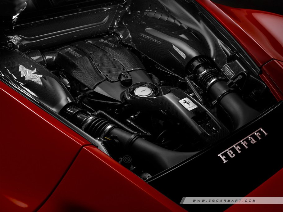 Ferrari F8 Tributo 13