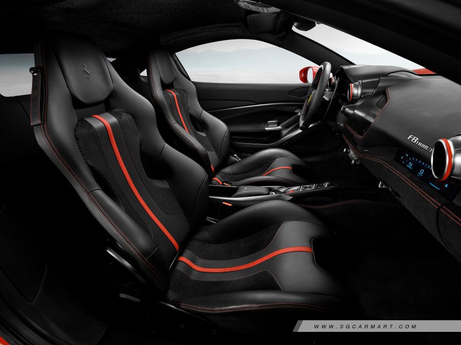 Ferrari F8 Tributo 9