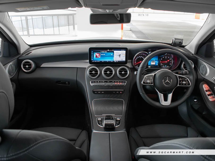 https://i.i-sgcm.com/new_cars/cars/12508/12508_g11