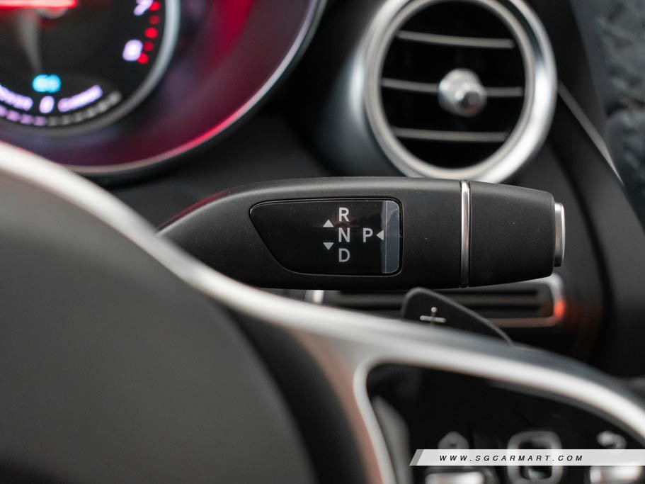 https://i.i-sgcm.com/new_cars/cars/12508/12508_g15