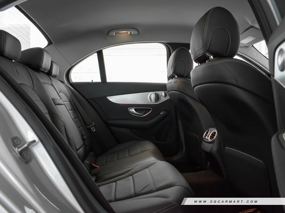 https://i.i-sgcm.com/new_cars/cars/12508/12508_g27