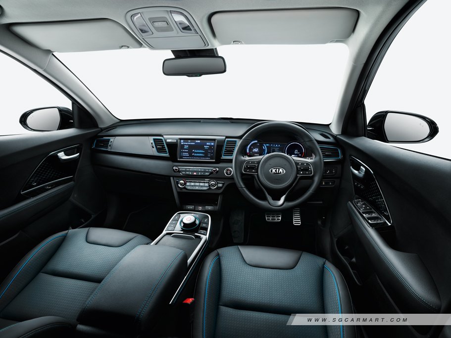 https://i.i-sgcm.com/new_cars/cars/12509/12509_g12