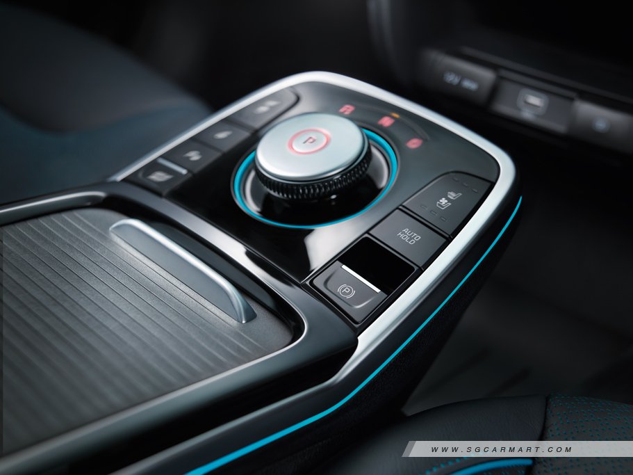 https://i.i-sgcm.com/new_cars/cars/12509/12509_g17