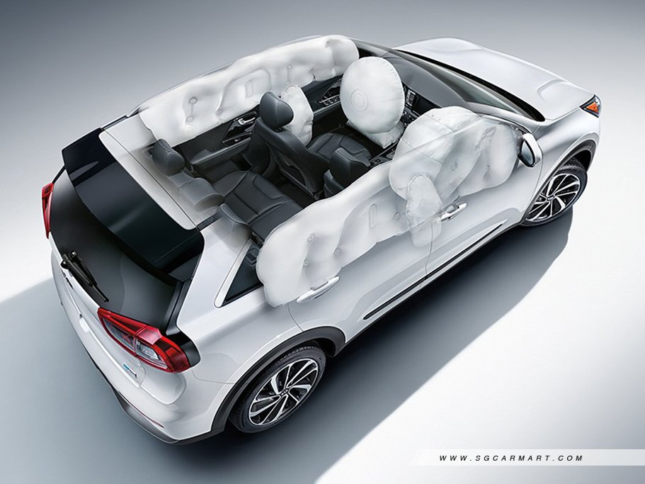 https://i.i-sgcm.com/new_cars/cars/12509/12509_g21