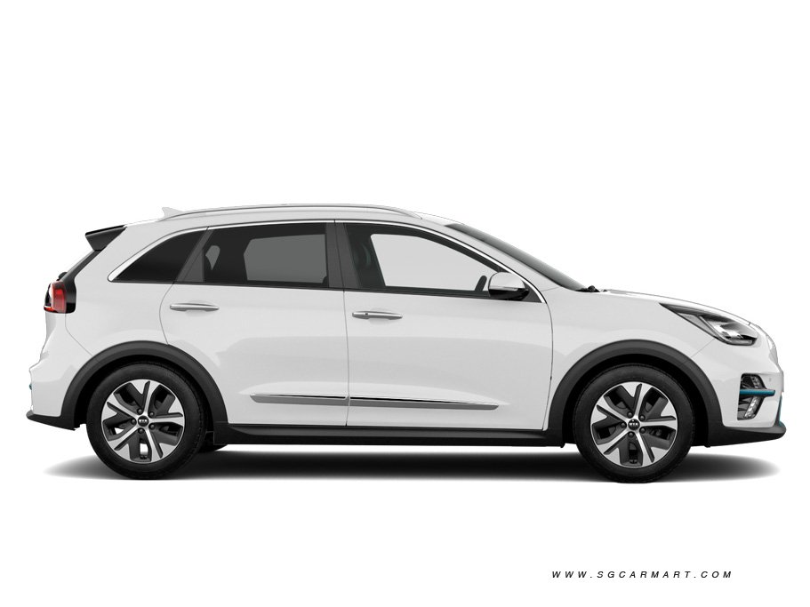 https://i.i-sgcm.com/new_cars/cars/12509/12509_g5