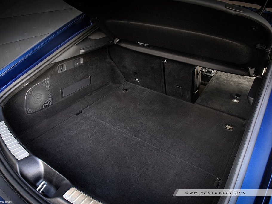 https://i.i-sgcm.com/new_cars/cars/12513/12513_g11