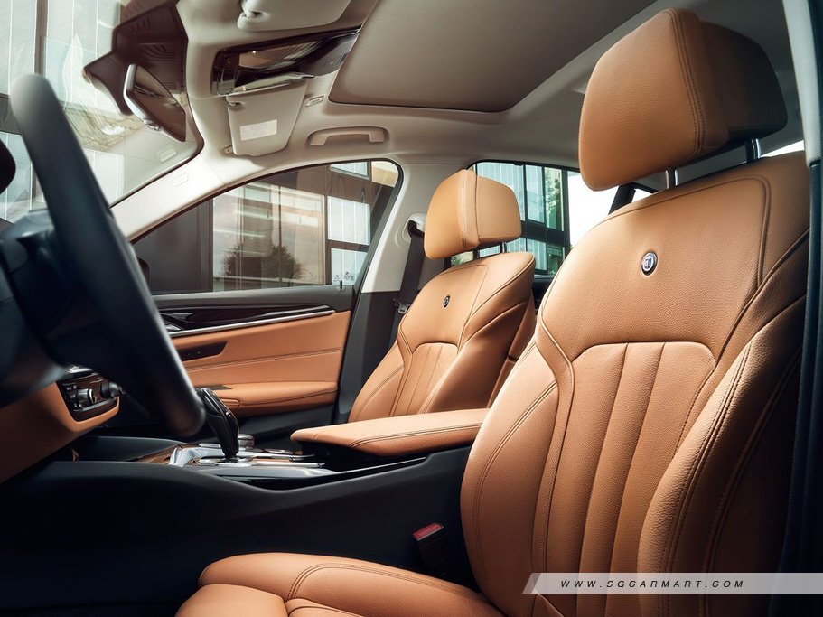 https://i.i-sgcm.com/new_cars/cars/12514/12514_g16