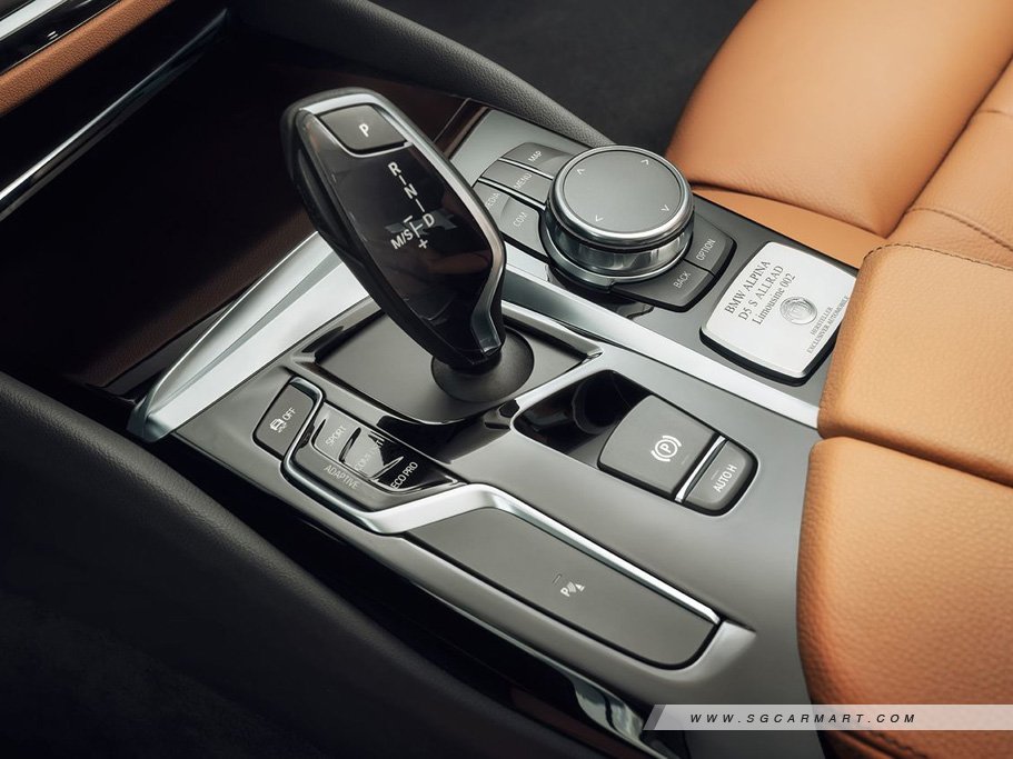 https://i.i-sgcm.com/new_cars/cars/12514/12514_g17