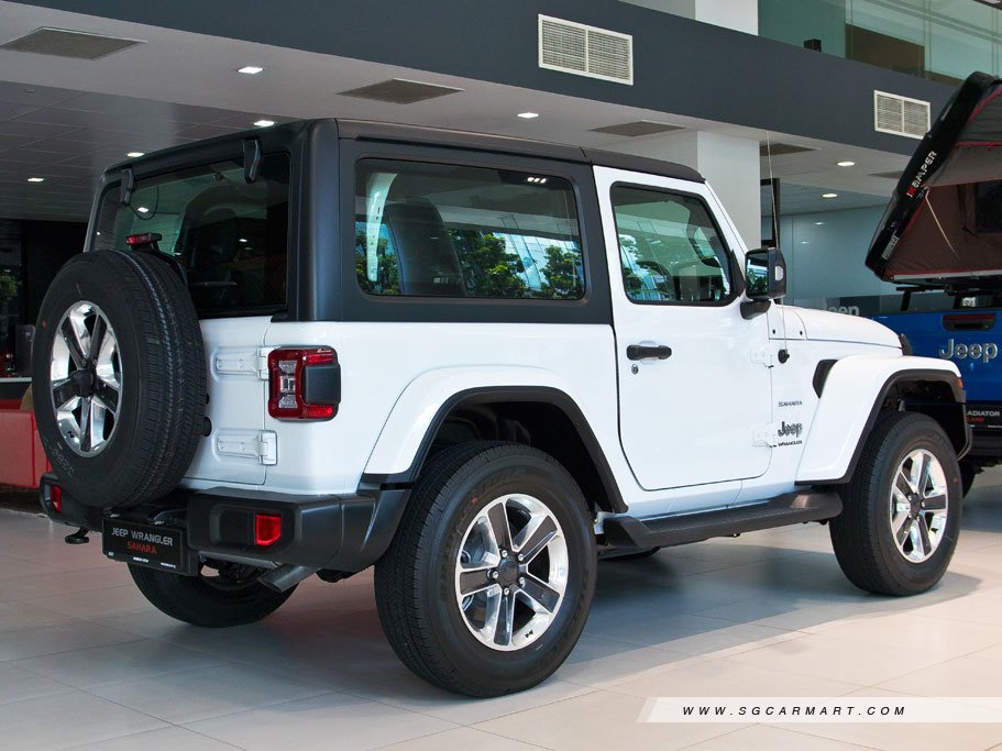 https://i.i-sgcm.com/new_cars/cars/12515/12515_g23