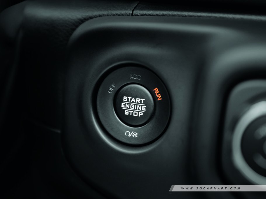 https://i.i-sgcm.com/new_cars/cars/12515/12515_g45