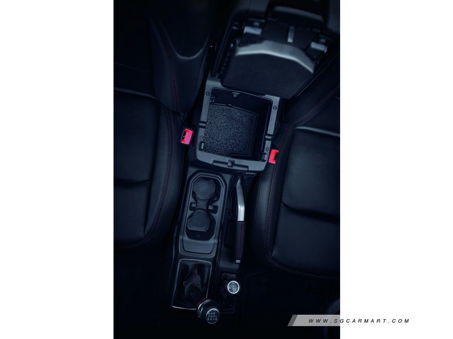 https://i.i-sgcm.com/new_cars/cars/12515/12515_g47