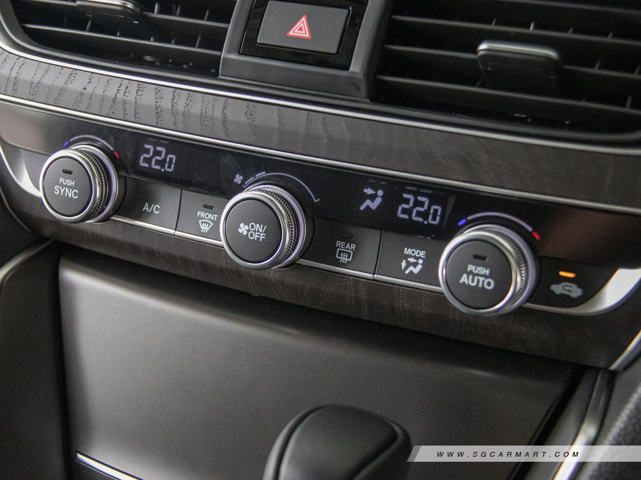 https://i.i-sgcm.com/new_cars/cars/12518/12518_g51