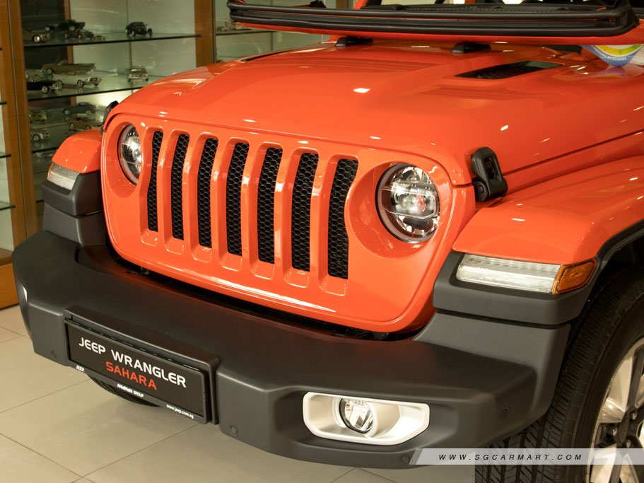 https://i.i-sgcm.com/new_cars/cars/12521/12521_g9