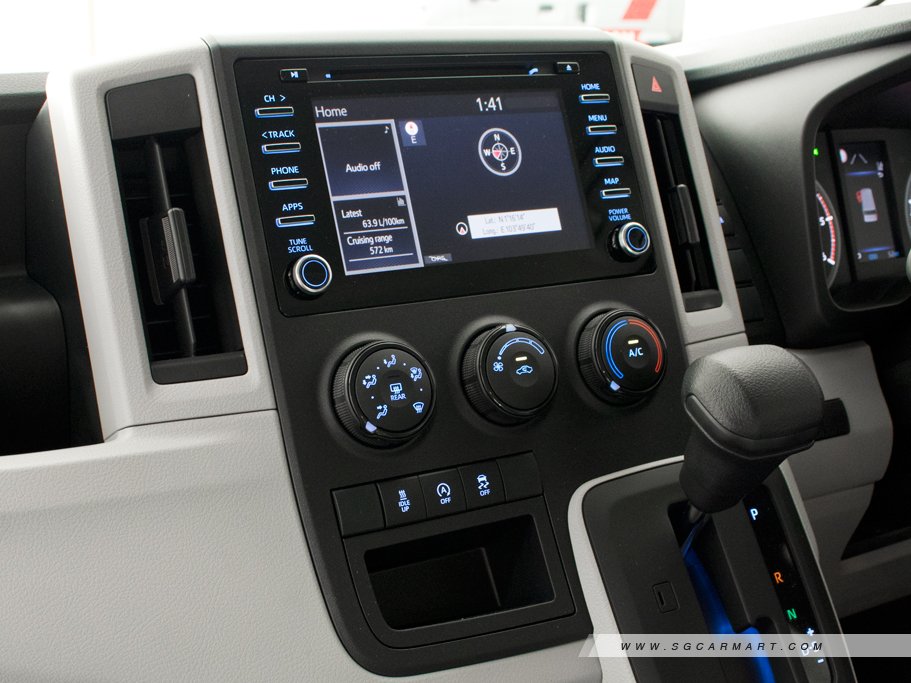 https://i.i-sgcm.com/new_cars/cars/12533/12533_g23