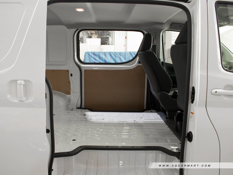 https://i.i-sgcm.com/new_cars/cars/12533/12533_g30
