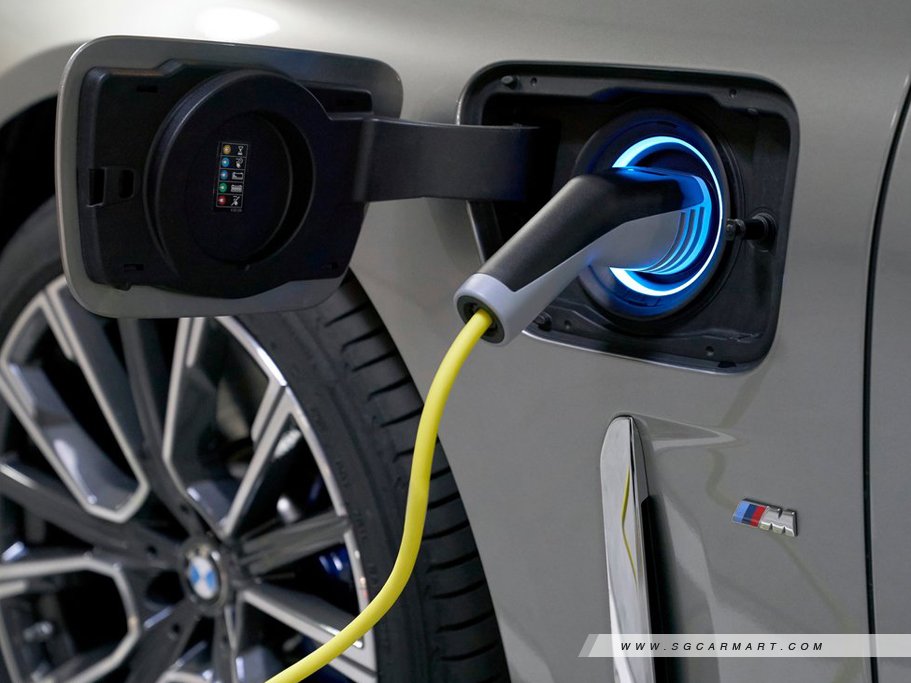 https://i.i-sgcm.com/new_cars/cars/12535/12535_g19