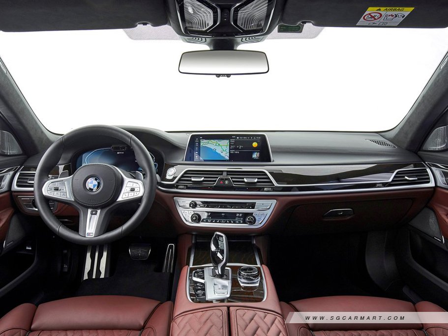 https://i.i-sgcm.com/new_cars/cars/12535/12535_g21