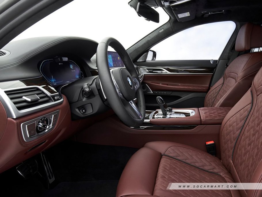 https://i.i-sgcm.com/new_cars/cars/12535/12535_g25