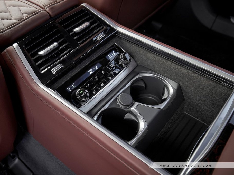 https://i.i-sgcm.com/new_cars/cars/12535/12535_g29