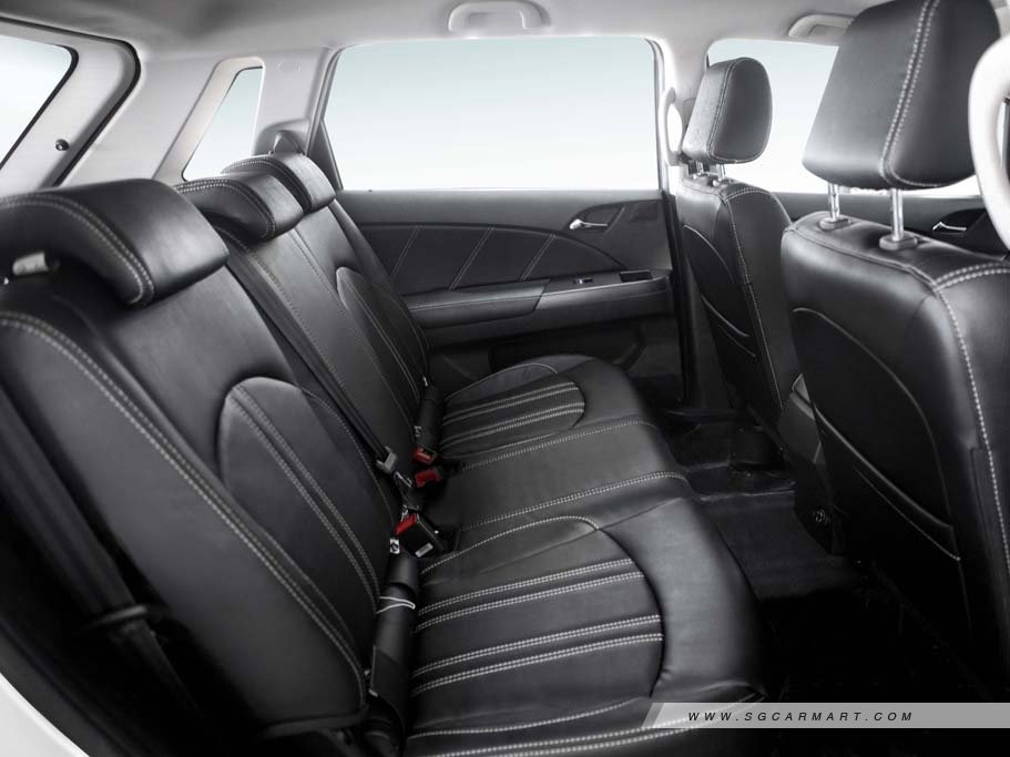 https://i.i-sgcm.com/new_cars/cars/12537/12537_g19
