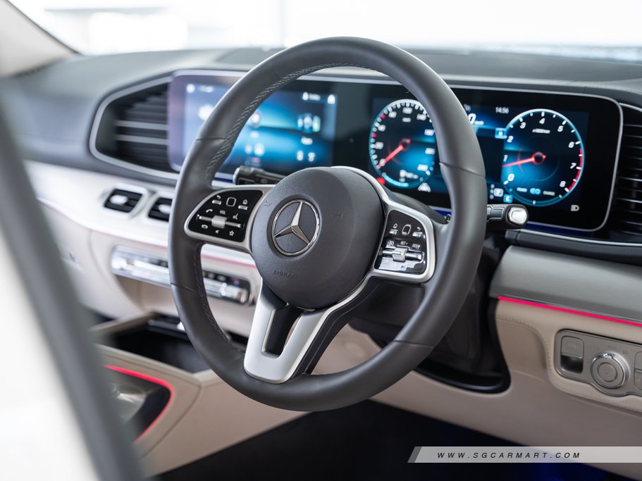 https://i.i-sgcm.com/new_cars/cars/12538/12538_g37