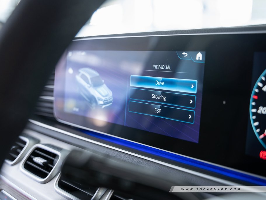 https://i.i-sgcm.com/new_cars/cars/12538/12538_g49