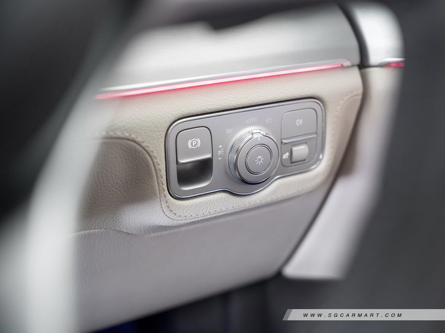 https://i.i-sgcm.com/new_cars/cars/12538/12538_g55