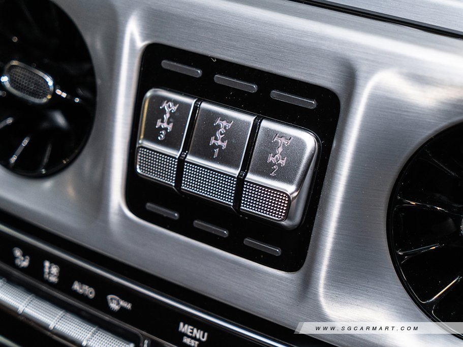 https://i.i-sgcm.com/new_cars/cars/12544/12544_g121