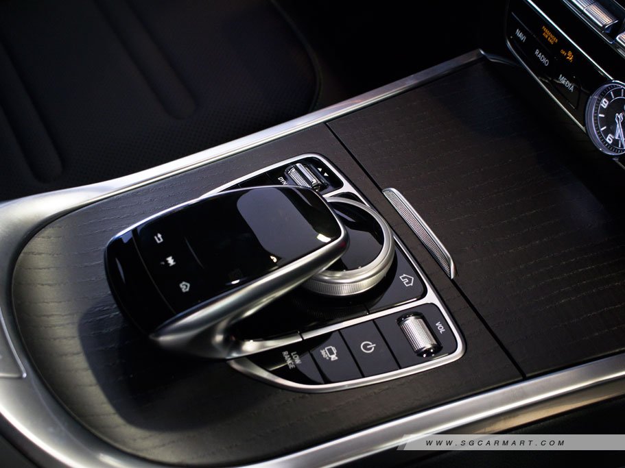 https://i.i-sgcm.com/new_cars/cars/12544/12544_g161