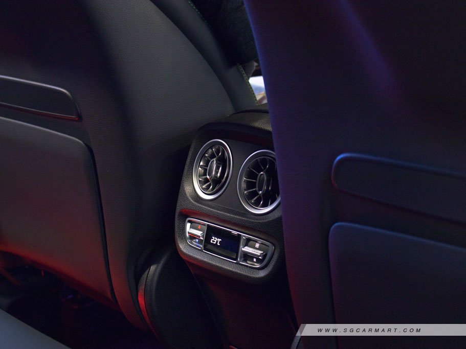 https://i.i-sgcm.com/new_cars/cars/12544/12544_g163