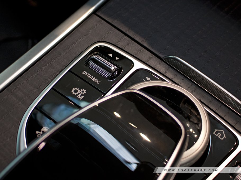 https://i.i-sgcm.com/new_cars/cars/12544/12544_g72
