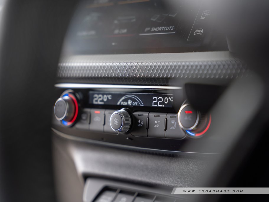https://i.i-sgcm.com/new_cars/cars/12546/12546_g56