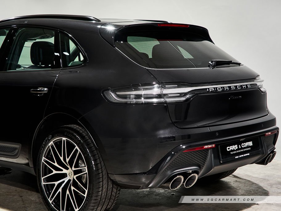 https://i.i-sgcm.com/new_cars/cars/12548/12548_g115