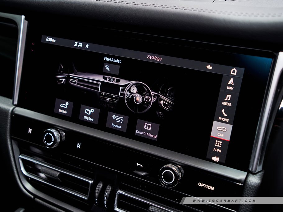 https://i.i-sgcm.com/new_cars/cars/12548/12548_g132