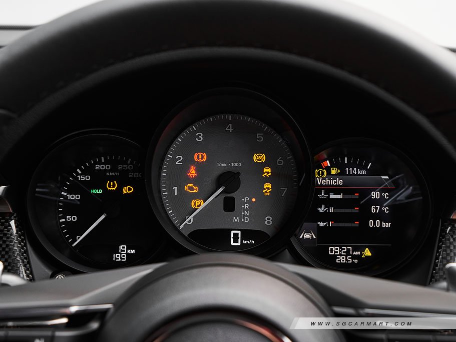 https://i.i-sgcm.com/new_cars/cars/12548/12548_g170