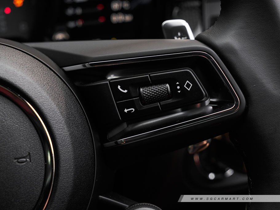https://i.i-sgcm.com/new_cars/cars/12548/12548_g172