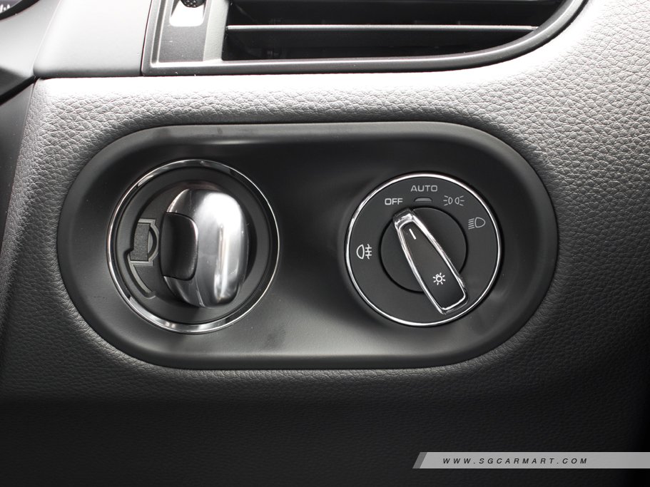 https://i.i-sgcm.com/new_cars/cars/12548/12548_g17