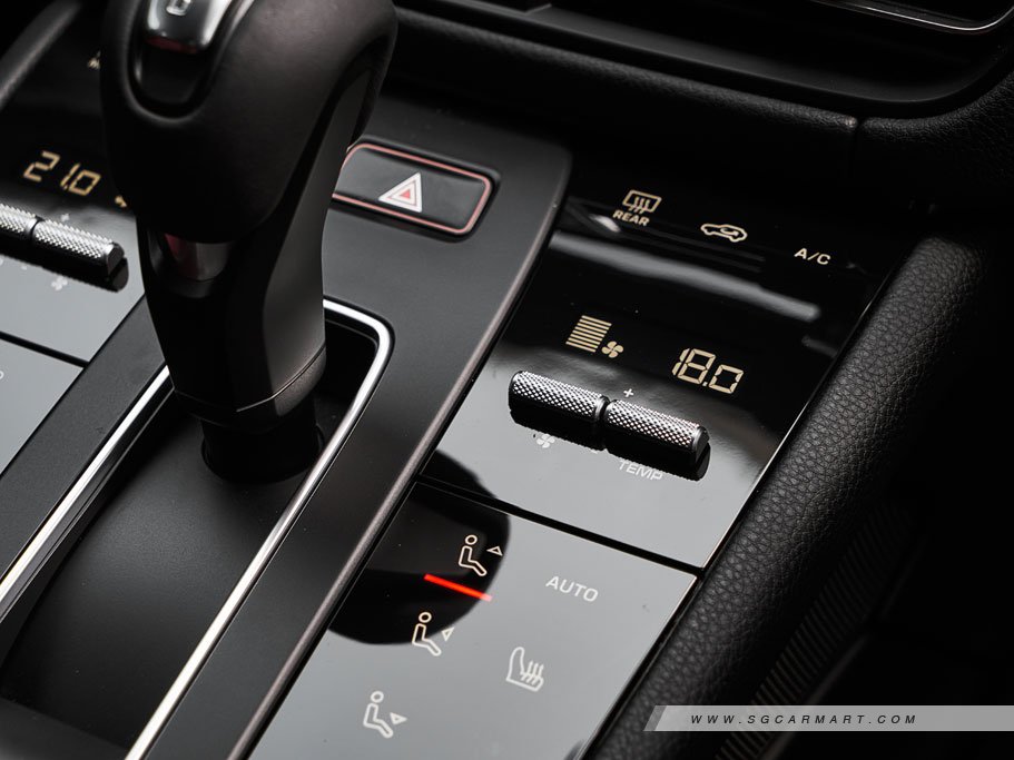 https://i.i-sgcm.com/new_cars/cars/12548/12548_g181