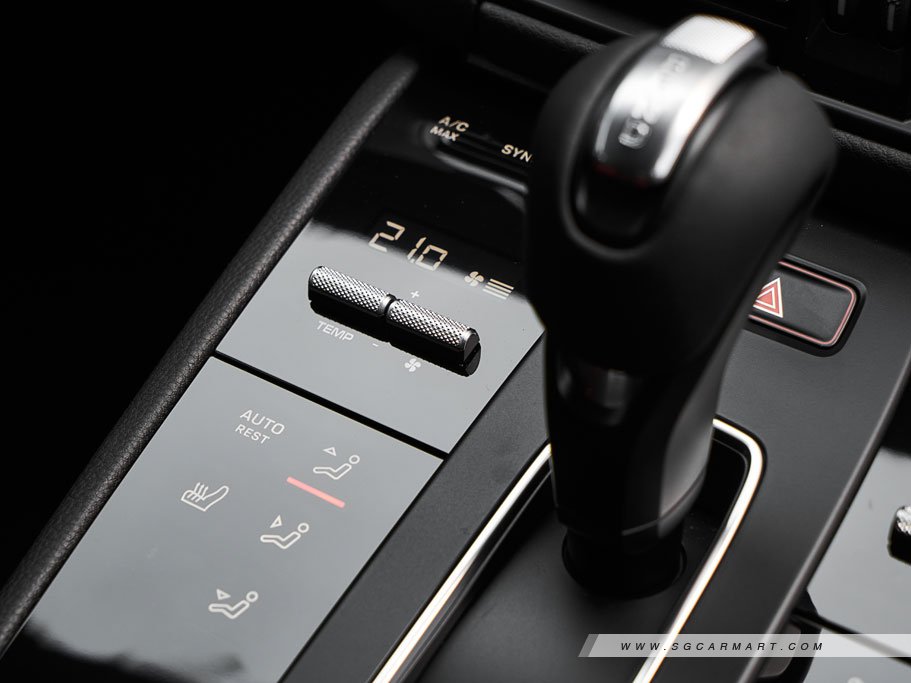 https://i.i-sgcm.com/new_cars/cars/12548/12548_g183