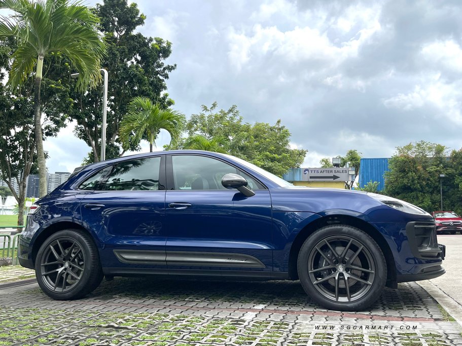 https://i.i-sgcm.com/new_cars/cars/12548/12548_g195