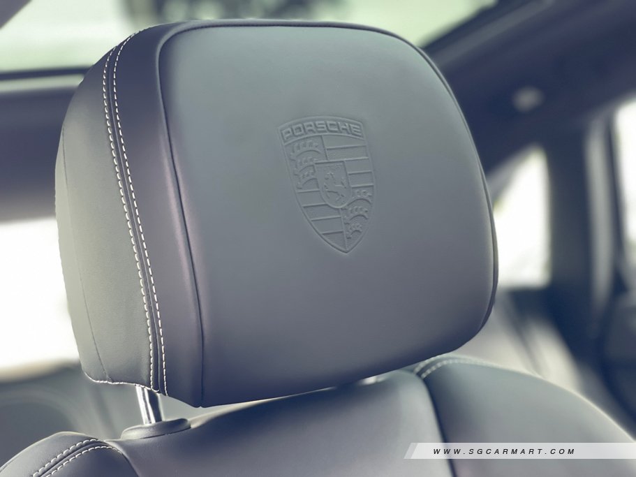 https://i.i-sgcm.com/new_cars/cars/12548/12548_g202