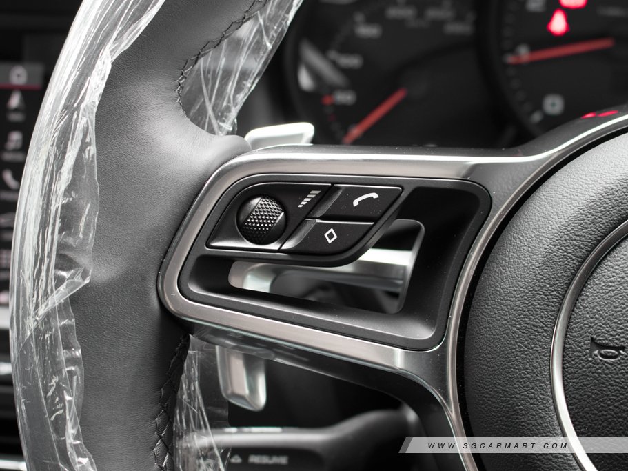 https://i.i-sgcm.com/new_cars/cars/12548/12548_g21
