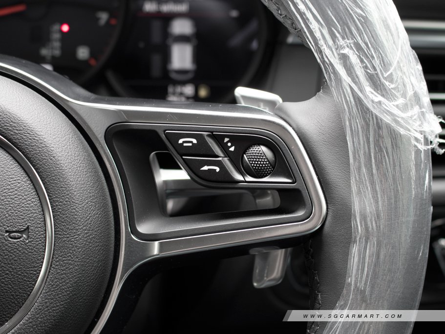 https://i.i-sgcm.com/new_cars/cars/12548/12548_g22