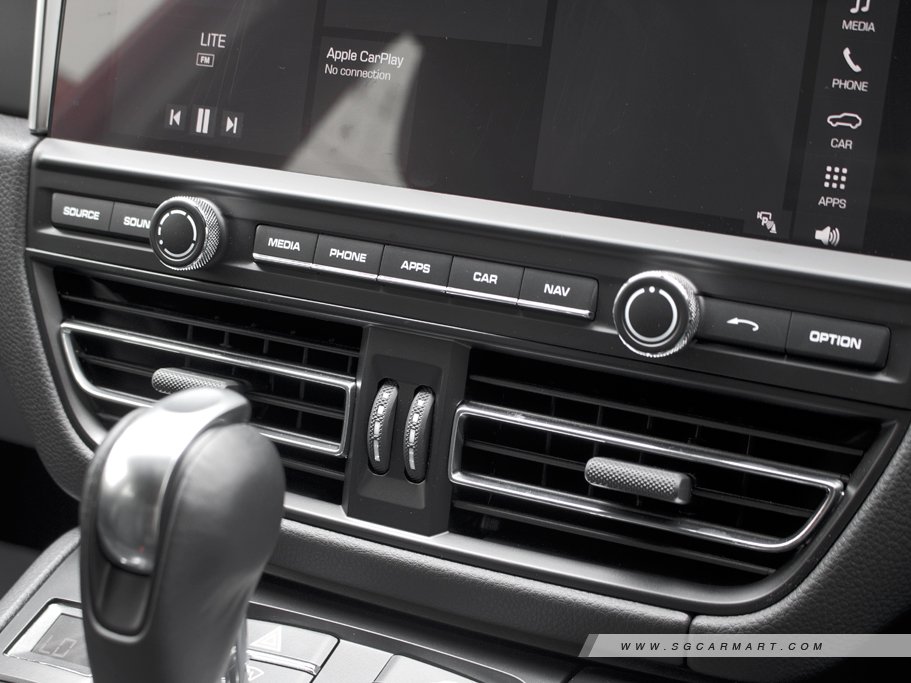 https://i.i-sgcm.com/new_cars/cars/12548/12548_g28
