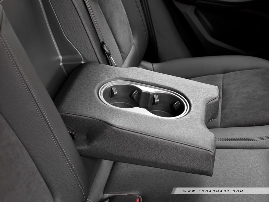 https://i.i-sgcm.com/new_cars/cars/12548/12548_g39