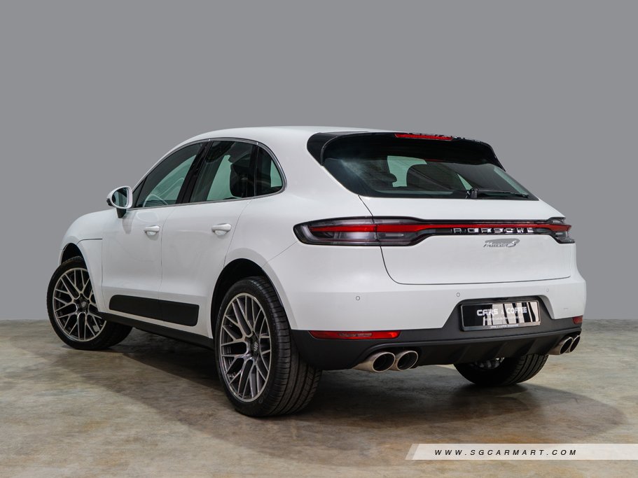 https://i.i-sgcm.com/new_cars/cars/12548/12548_g46