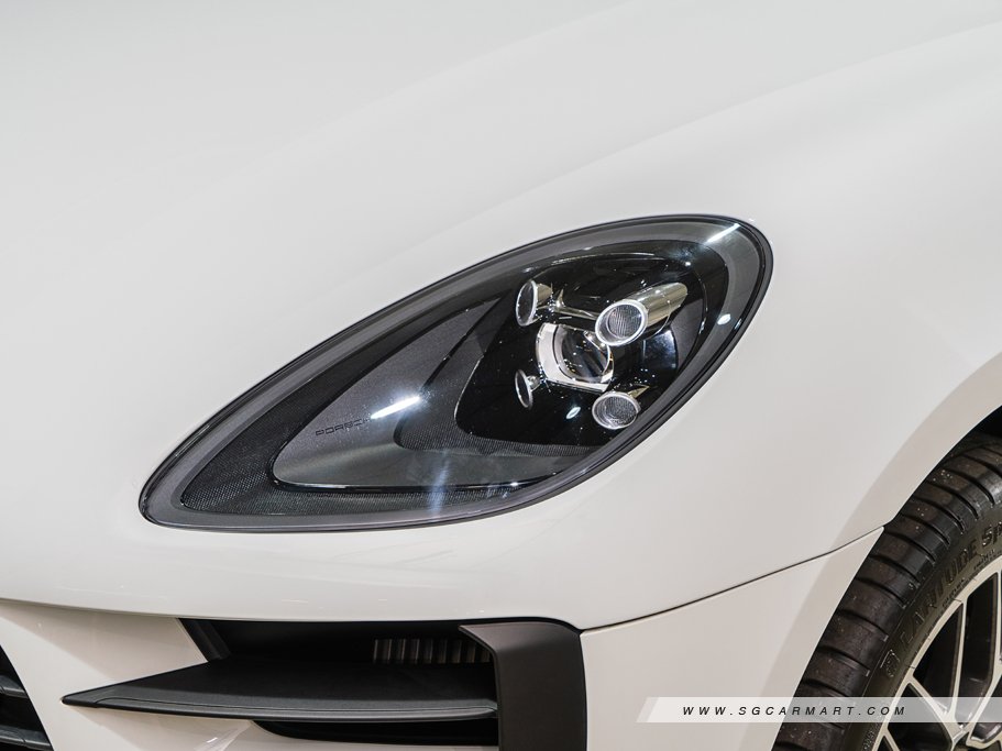 https://i.i-sgcm.com/new_cars/cars/12548/12548_g49
