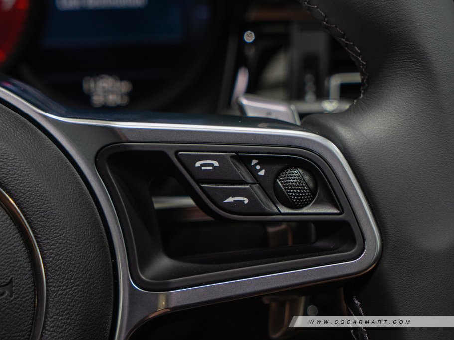 https://i.i-sgcm.com/new_cars/cars/12548/12548_g67