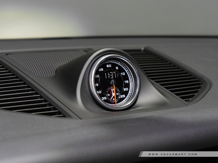 https://i.i-sgcm.com/new_cars/cars/12548/12548_g69