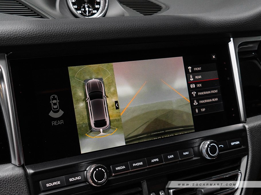 https://i.i-sgcm.com/new_cars/cars/12548/12548_g72